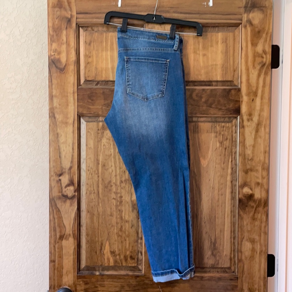 Kut from the Cloth cropped Catherine jeans